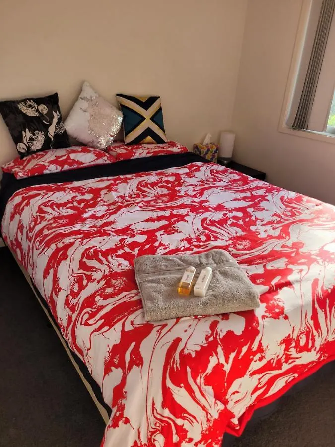 Mick'S Shared Townhouse Hotel Kallangur